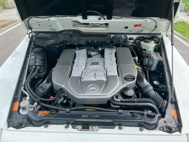 2011 Benz G55 白 男人的夢想 僅跑11萬 里程保證  第9張相片