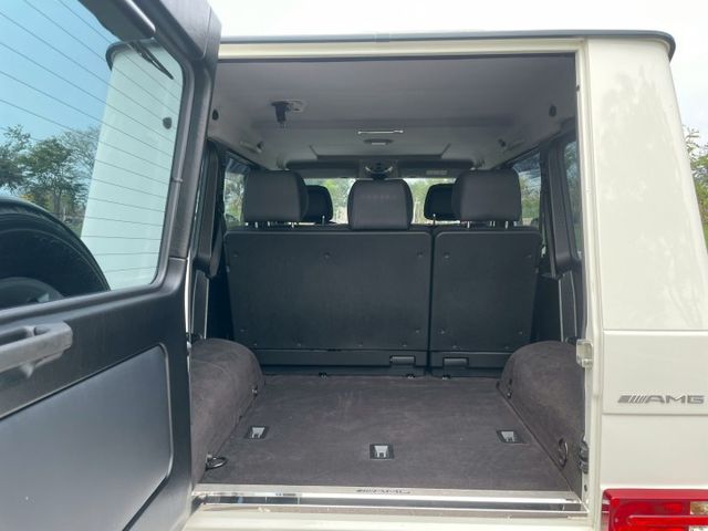 2011 Benz G55 白 男人的夢想 僅跑11萬 里程保證  第16張相片