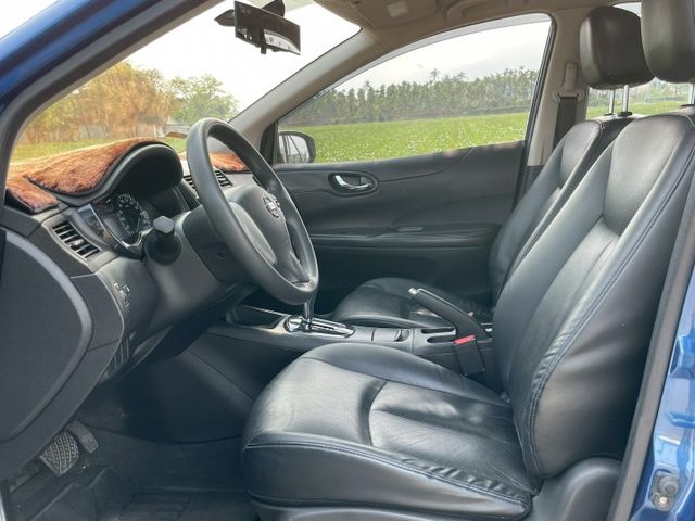 2013 Nissan TIIDA  僅跑14.4萬 里程保證 保證無重大事故 無泡水  第3張相片