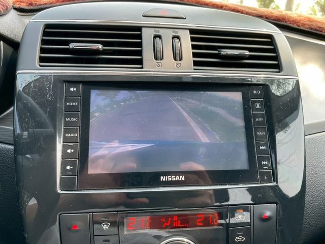 2013 Nissan TIIDA  僅跑14.4萬 里程保證 保證無重大事故 無泡水  第7張相片