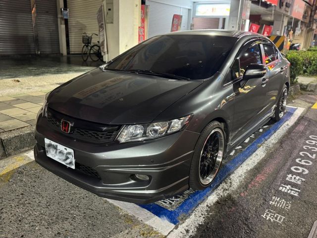 2012 Honda K14 VTIS  無重大事故 原版件 天窗 換檔快播  全車底盤加強拉桿 外觀空力套件大包 輪框  第1張相片