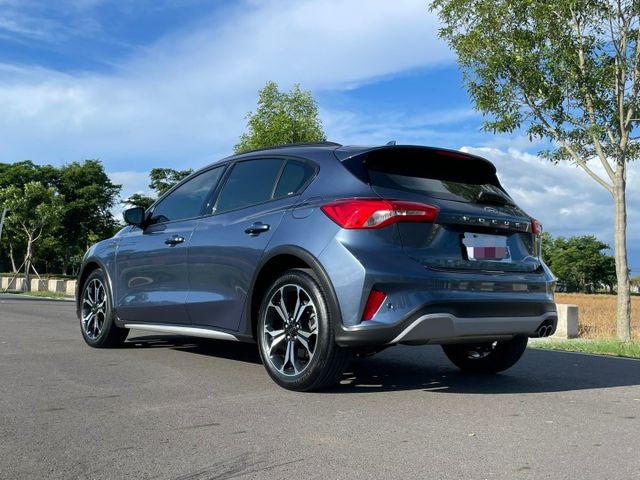 2022年 FOCUS ACTIVE EcoBoost 182任性版 僅跑5.3萬 里程保證 保證無重大事故 無泡水  第4張相片