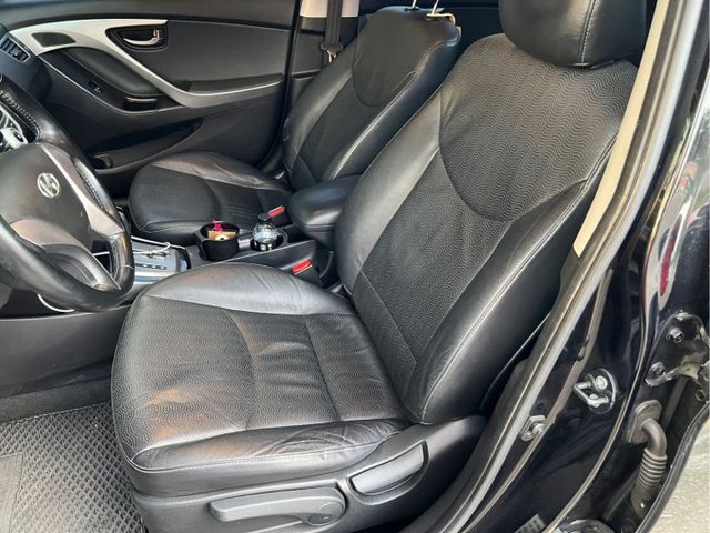 2013 現代 Elantra GLS豪華型 魅力黑 里程僅跑11萬公里 里程保證  全車原版件 可認證  第7張相片