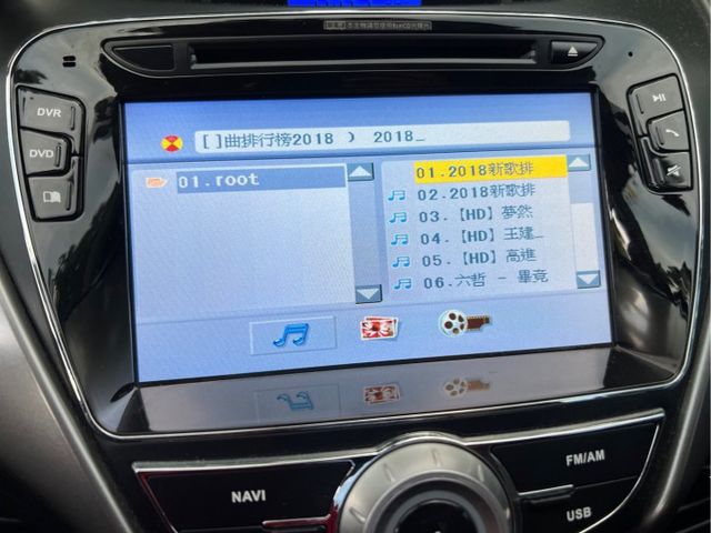 2013 現代 Elantra GLS豪華型 魅力黑 里程僅跑11萬公里 里程保證  全車原版件 可認證  第9張相片