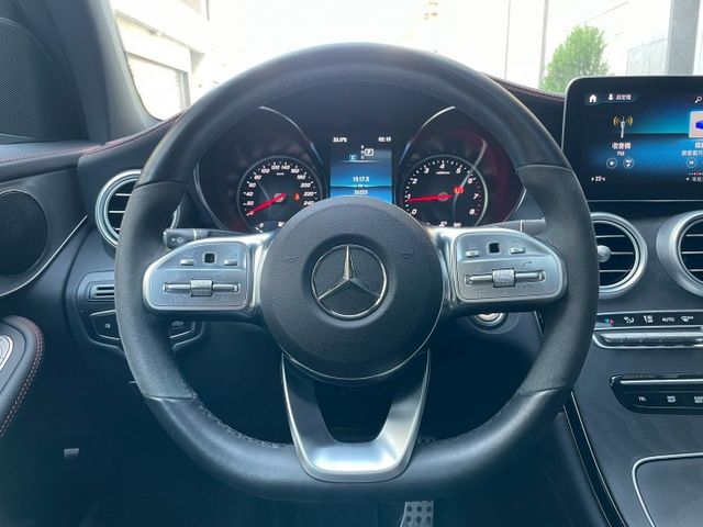 Benz GLC300 Coupe AMG 僅跑2.6萬 AMG空力套件/夜色增強版套件/239自動跟車/電動尾門  第10張相片