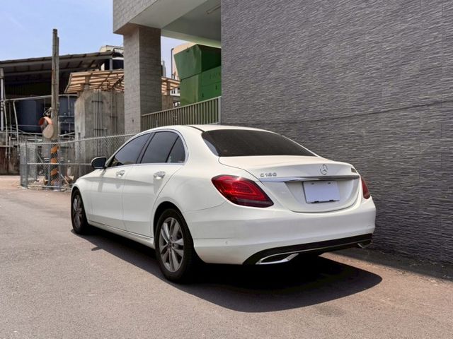 23P智慧駕駛/自動跟車定速/停車雷達/自動停車/免鑰匙/CarPlay/氛圍燈  第3張相片