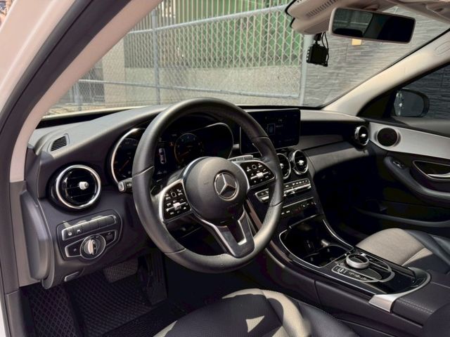 23P智慧駕駛/自動跟車定速/停車雷達/自動停車/免鑰匙/CarPlay/氛圍燈  第8張相片