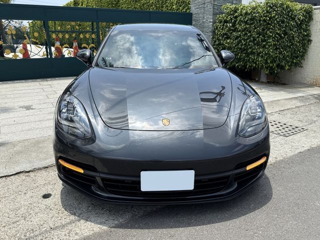 自動跟車定速/十四向電動椅/通風電熱椅/倒車攝影/衛星導航/戰鬥尾翼/擾流板升降  第2張相片