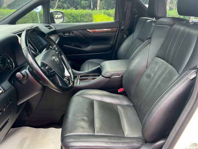全台最便宜！2022年式 Toyota Alphard Executive Lounge 2.5 Hybrid  第8張相片