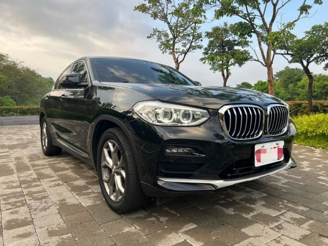 2020 BMW X4 XDRIVE20i 總代理/ACC主動跟車系統/車道維持輔助/360度環景影像  第2張相片