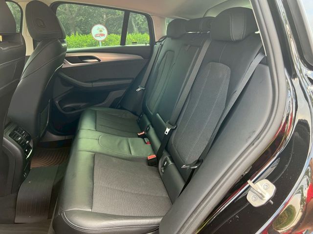 2020 BMW X4 XDRIVE20i 總代理/ACC主動跟車系統/車道維持輔助/360度環景影像  第6張相片