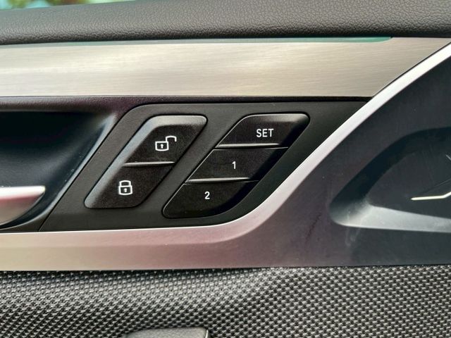 2020 BMW X4 XDRIVE20i 總代理/ACC主動跟車系統/車道維持輔助/360度環景影像  第9張相片