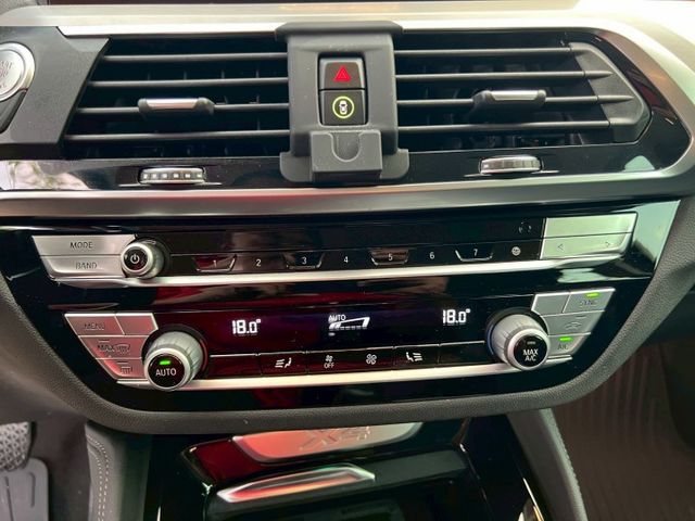 2020 BMW X4 XDRIVE20i 總代理/ACC主動跟車系統/車道維持輔助/360度環景影像  第11張相片