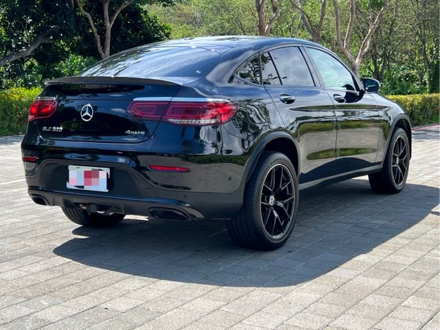 2023 Benz GLC300 Coupe AMG 台灣未領牌  里程3.9萬公里 全車原版件  第3張相片