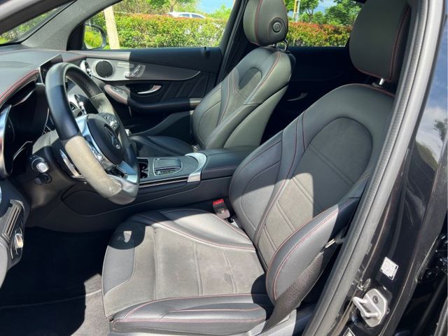 2023 Benz GLC300 Coupe AMG 台灣未領牌  里程3.9萬公里 全車原版件  第8張相片