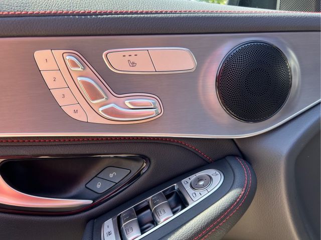 2023 Benz GLC300 Coupe AMG 台灣未領牌  里程3.9萬公里 全車原版件  第10張相片