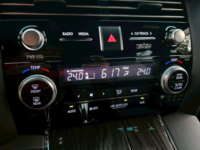 2022 LEXUS LM300H 7人座 僅跑3.3萬公里 大理石地板  第14張相片