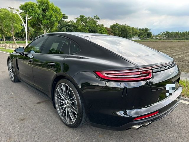 2017 Porsche Panamera 4S 僅跑6萬 原版件 恆時四輪驅動系統及八速保時捷雙離合器變速箱  第4張相片