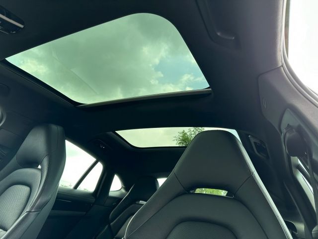 2017 Porsche Panamera 4S 僅跑6萬 原版件 恆時四輪驅動系統及八速保時捷雙離合器變速箱  第9張相片