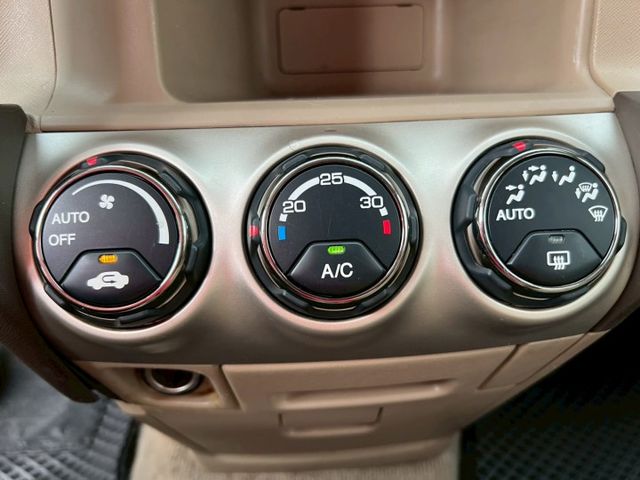 2005 Honda CRV 2.0 里程數178000公里 無重大事故  第11張相片