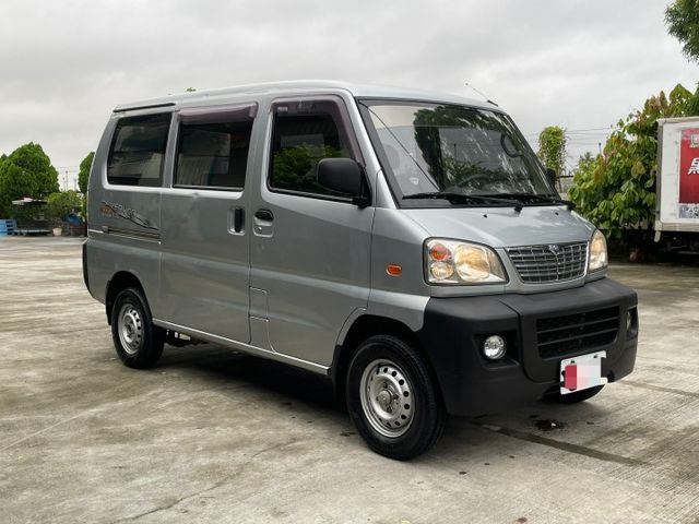 2011 凌厲 箱型車5人座 僅跑19.6萬 里程保證  第1張相片