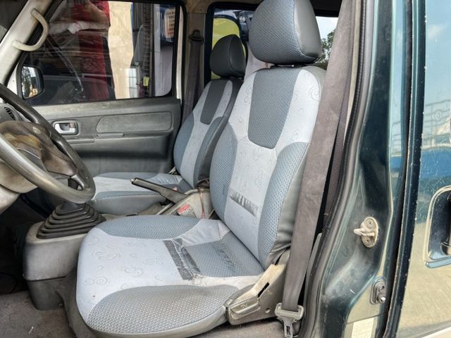 2003 神奇｜1.6｜兩人座 實用小貨車，經濟耐操 兩人座設計，靈活好開  第5張相片