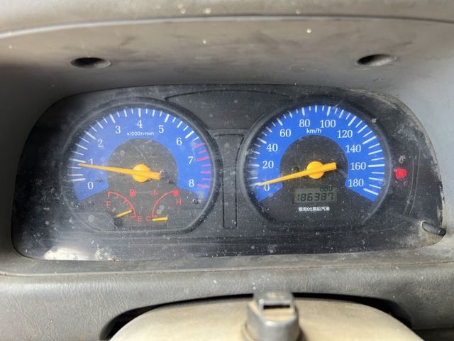 2003 神奇｜1.6｜兩人座 實用小貨車，經濟耐操 兩人座設計，靈活好開  第7張相片