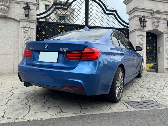 2015 BMW 328i XDrive 稀有紅內裝 超級熱情辣椒紅  第4張相片
