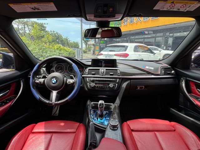 2015 BMW 328i XDrive 稀有紅內裝 超級熱情辣椒紅  第8張相片