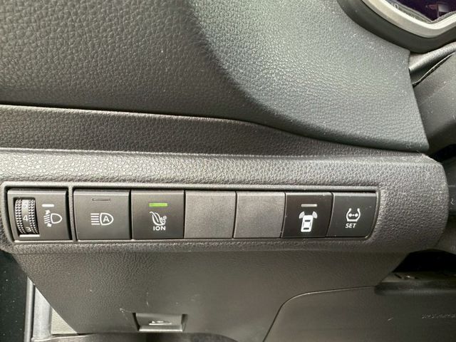 2021 Toyota Altis 尊爵版 僅跑6.1萬公里 里程保證、原版件、無泡水  第5張相片