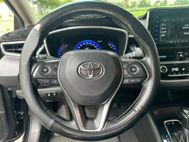 2021 Toyota Altis 尊爵版 僅跑6.1萬公里 里程保證、原版件、無泡水  第6張相片