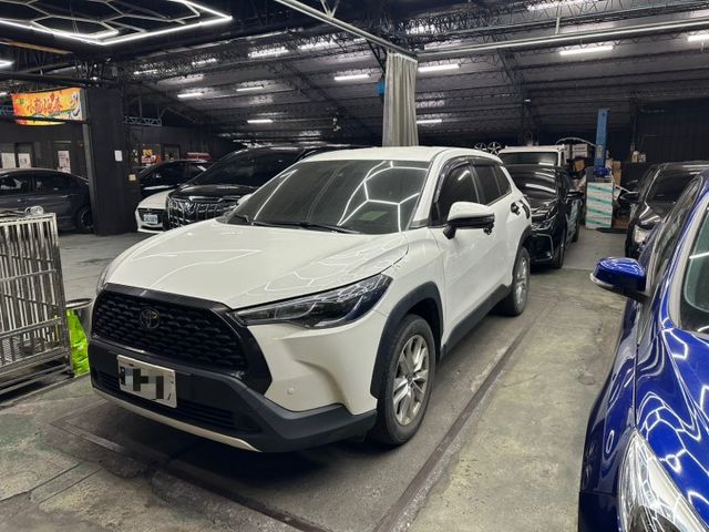 2023 TOYOTA Corolla Cross  買小鴨太小 RAV4太大? 試試CC吧 原版件  第1張相片