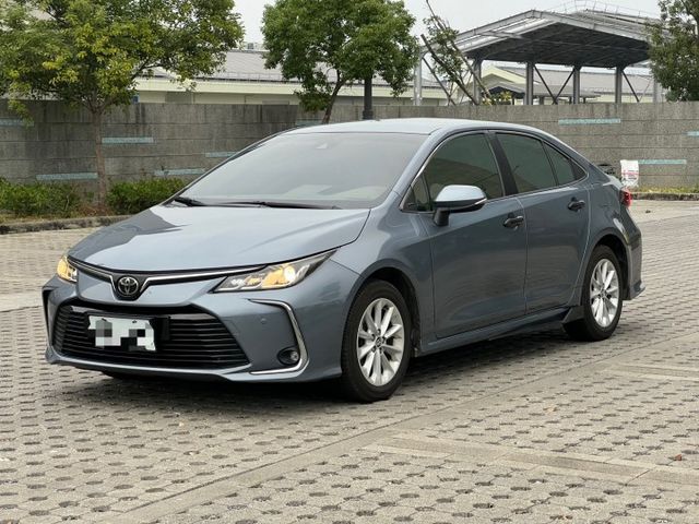 2020 TOYOTA ALTIS 尊爵版 原版件 無重大事故 全原廠保養 里程僅跑9.4萬公里  第1張相片