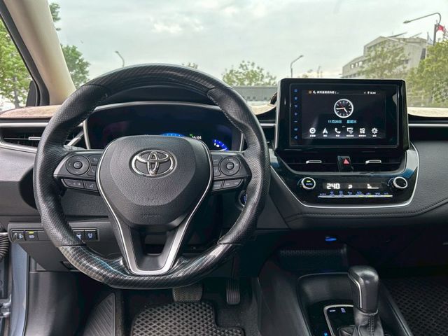 2020 TOYOTA ALTIS 尊爵版 原版件 無重大事故 全原廠保養 里程僅跑9.4萬公里  第8張相片