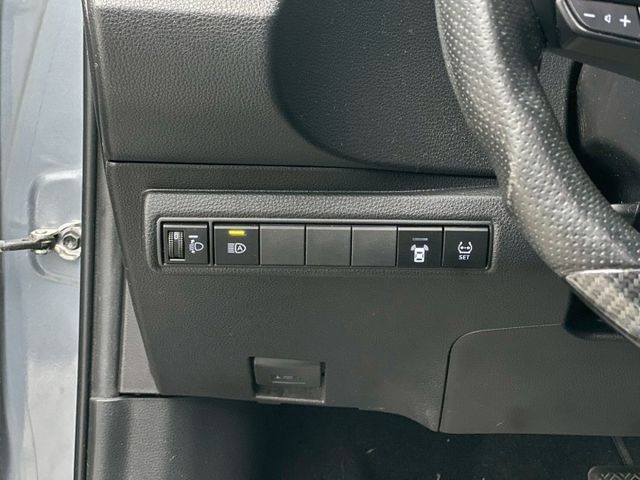 2020 TOYOTA ALTIS 尊爵版 原版件 無重大事故 全原廠保養 里程僅跑9.4萬公里  第10張相片