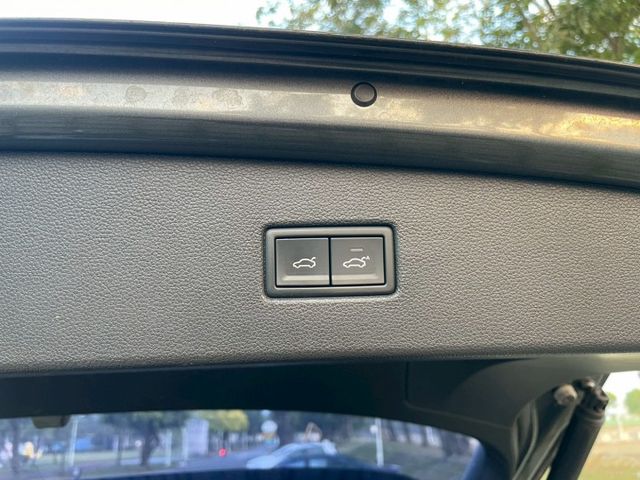 2018 VW TIGUAN 330 灰 僅跑6.3萬 里程保證 無重大事故 無泡水  第7張相片