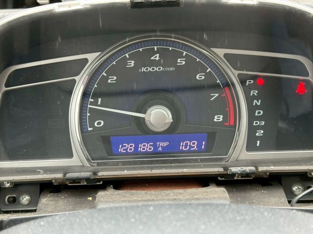 2011 Honda civic K12 VTI黑 里程保證12.8萬、無泡水、無重大事故 重點配備：安卓機、倒車顯影  第5張相片