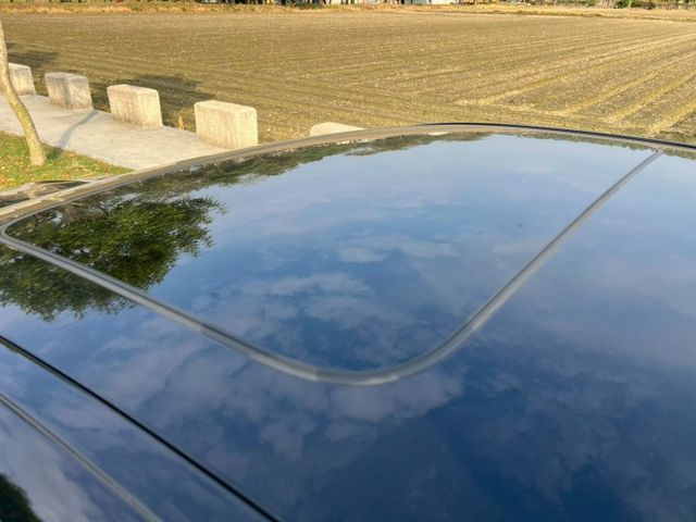 2017 BMW 730i  里程僅跑6.4萬公里 可認證 原版件 保證無重大事故 重點配備 HUD抬頭顯示、電吸門  第5張相片