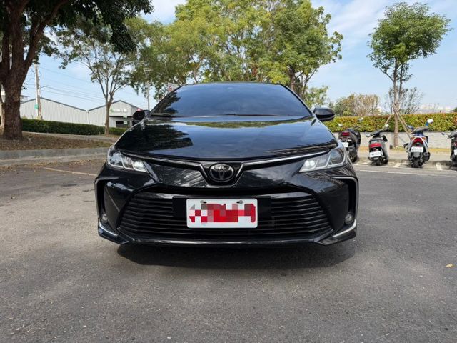 2019 Toyota Altis 黑 保證里程10.5萬、原版件、無泡水 重點配備：摸門解鎖、一鍵啟動、安卓機、倒車顯  第2張相片