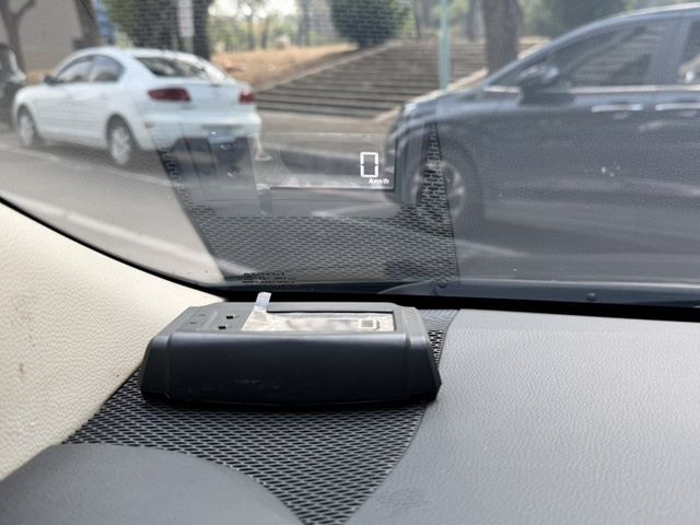 2019 Toyota Altis 黑 保證里程10.5萬、原版件、無泡水 重點配備：摸門解鎖、一鍵啟動、安卓機、倒車顯  第12張相片