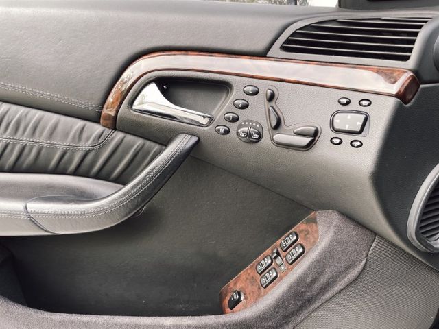 千禧年 老董座駕 賓士S500L 後座電動座椅 高級質感皮椅 免十萬即刻圓當年的上海夢  第5張相片