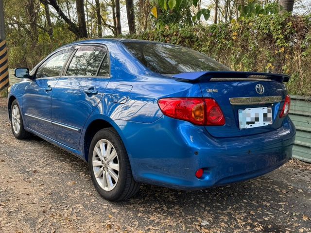 08年ALTIS 神車，不怕操、很好養～里程30萬。 有恆溫、免鑰匙、定速、天窗、倒車攝影、電折後視鏡  第3張相片