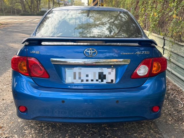 08年ALTIS 神車，不怕操、很好養～里程30萬。 有恆溫、免鑰匙、定速、天窗、倒車攝影、電折後視鏡  第4張相片