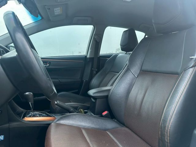 2016 Toyota Altis X版 僅跑14.7萬保證里程 X版獨特空力套件  第3張相片