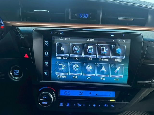 2016 Toyota Altis X版 僅跑14.7萬保證里程 X版獨特空力套件  第6張相片