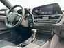 2022 Lexus ES200  保證里程、原版件、無泡水 內外氣氛極佳 等你來賞車~  第12張縮圖