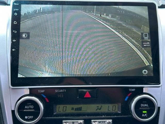 2012 Toyota Camry 2.5汽油 僅跑17.7萬保證里程、原版件、無泡水 重點配備：摸門解鎖、一鍵啟動  第7張相片