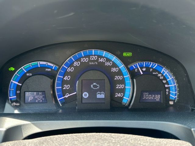 2014 Toyota Camry 2.5油電 保證里程、無泡水、原版件 重點配備：摸門解鎖、一鍵啟動、恆溫空調  第7張相片