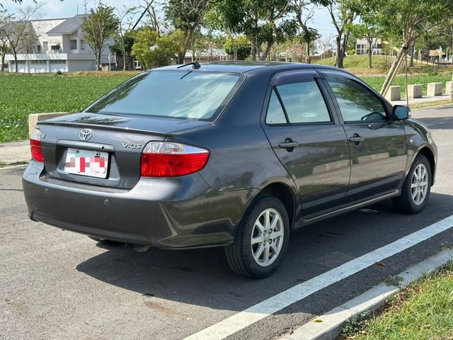 2011 Toyota VIOS 灰1.5 保證里程、原版件、無泡水 省錢一哥、冷氣爆冷  第2張相片