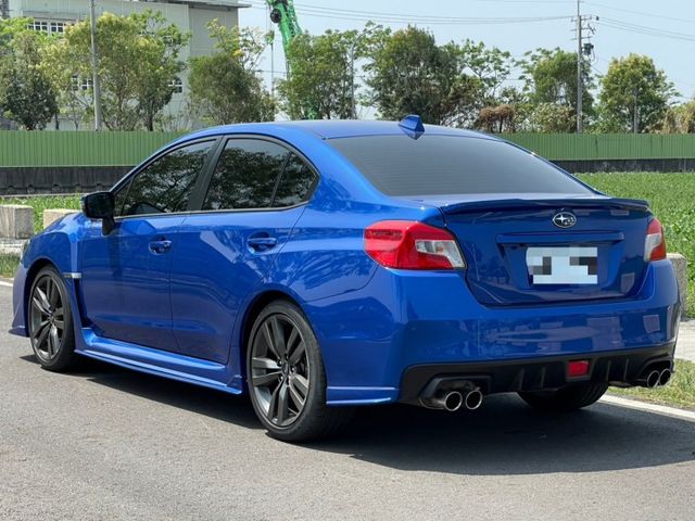 2016 Subaru WRX 2.0渦輪+四驅 僅跑10.6萬而已 里程保證 保證無重大事故 無泡水 已認證 改裝排氣  第2張相片